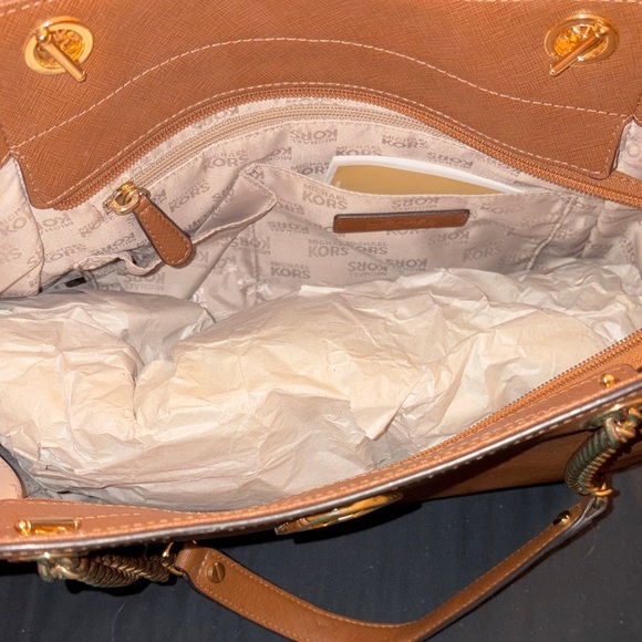 Michael Kors Tan Leather Shoulder Bag NWT - Picture 3 of 5